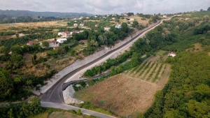 buyuksehir-karasuda-iki-mahalle-arasi-ulasimin-mesafesini-ve-suresini-kisaltti-acUGfMvi.jpg