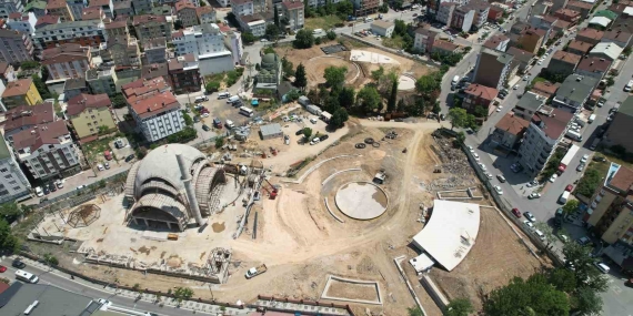 Çayırova’ya yeni nefes: Kent meydanı yükseliyor
