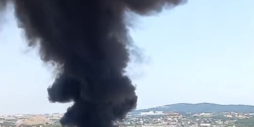 cop-ayristirma-tesisi-bahcesinde-yangin-2IMVjCge.jpg