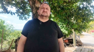 coplukte-hayvan-satisi-yapmak-zorunda-birakilan-vatandastan-kendisini-hedef-alan-baskana-cevap-huiCSKUn.jpg