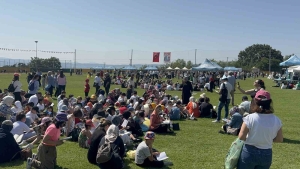 daricada-yuzlerce-kisi-ayni-anda-kitap-okudu-b24nCM8Z.jpg