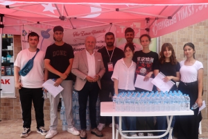 izmit-belediyesi-yks-heyecanina-bu-yil-da-ortak-oldu-JEXJQyNk.jpg