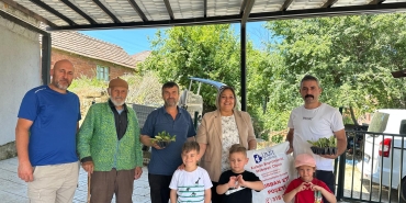 izmit-belediyesinden-kirsal-mahallelere-kurban-poseti-destegi-ZEKnzhDp.jpeg