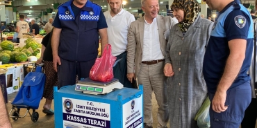 izmit-belediyesinden-pazar-yerlerinde-hassas-terazi-denetimi-FZ3J4Bat.jpg