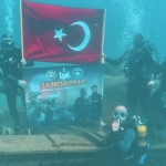 jandarma-teskilatinin-186-yildonumunu-su-altina-kutladilar-xsZXGJ9Z.jpg