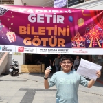 karneni-getir-biletini-gotur-etkinligine-yogun-ilgi-uzun-kuyruklar-olustu-JsaPD5Q2.jpg