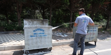 kartepee-cop-konteynerleri-yikaniyor-sZPngBhH.jpg