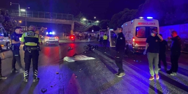 kocaelide-feci-kaza-tir-motosiklet-surucusunu-ezdi-KSJJpxXa.jpg