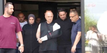 kolundan-vurulan-baskan-biyik-taburcu-edildi-parmaklarimda-his-kayiplari-var-S9tq1UD1.jpg