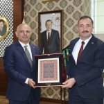 korfez-belediyesi-ve-sivas-imranli-kardes-belediye-oldu-JwawLbla.jpg