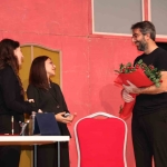 sanatseverlerden-yuvasiz-kadinlar-oyununa-tam-not-hKZ57cIf.jpg