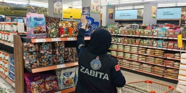 seker-ve-cikolata-satan-is-yerleri-denetleniyor-EvSiXMSM.jpg