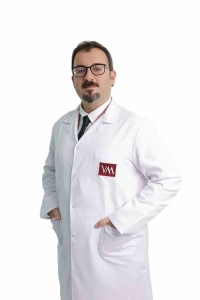 siddetli-sirt-veya-bel-agrisi-omurga-kirigi-isareti-olabilir-qW37SOqO.jpg