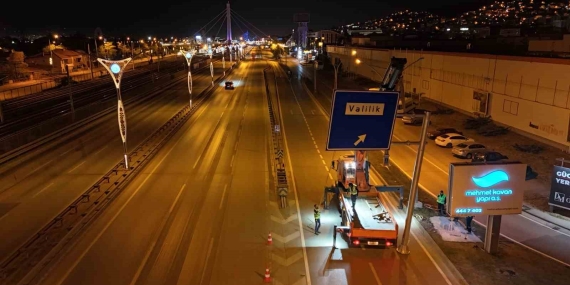Sürücülde için L tipi levhalar monte ediliyor