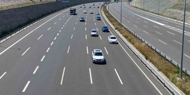 tatilciler-yolda-kocaeli-gecisinde-yogunluk-yok-K1XfxQ1r.jpg