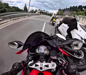 yol-degil-tuzak-3-motorcunun-yaralandigi-kazanin-yeni-goruntuleri-ortaya-cikti-XD1ssRy8.jpg