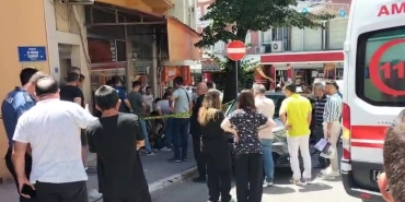 babasinin-kliniginde-calisan-2-dis-hekimini-bacaklarindan-vurdu-CCPGeVR3.jpg