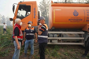 baskan-subasinin-yanginla-mucadeledeki-gayreti-taktir-topladi-pl4vzUAz.jpg