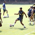 fenerbahce-hazirliklarini-surdurdu-elQ9qBCv.jpg