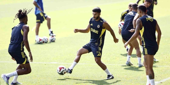 Fenerbahçe, hazırlıklarını sürdürdü