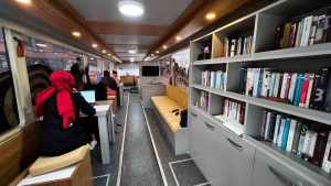 gencbus-yks-tercihi-icin-basiskele-yollarinda-2E6IaYKi.jpg