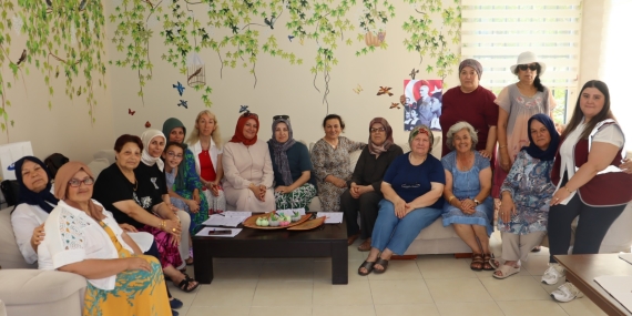 İzmit Belediyesi Asırlık Çınar Evleri büyüklerimizi bekliyor