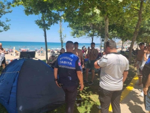 kamp-alani-disina-cadir-kuranlara-siki-denetim-4YicIzVN.jpg