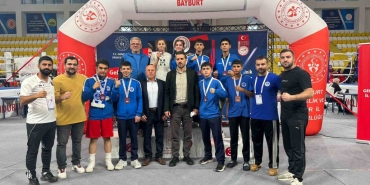 kocaeli-bayburtta-zirveye-yumruk-atti-10-madalya-ile-turkiye-sampiyonu-oldu-bCTTkCCb.jpg