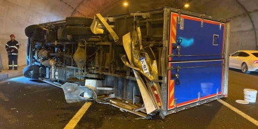 kuzey-marmara-otoyolunda-tunel-icinde-kaza-1i-cocuk-3-yarali-t9zS9g8j.jpg