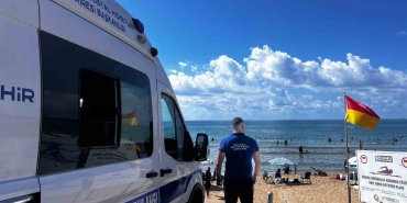 nakil-ambulans-ekipleri-sahillerde-nobette-lpvFMzWN.jpg