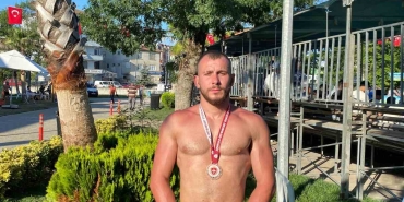 sakarya-buyuksehir-sporcularindan-gururlandiran-basari-St5ClKcs.jpg