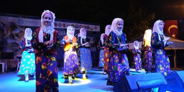 basiskelede-yoresel-kulturler-festivalde-bulustu-79FqCjLK.jpg