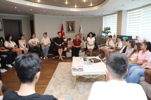 fatma-baskanin-egitim-hamlesi-lgsde-zirve-yapti-kJ2QS12s.jpg