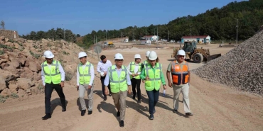 genel-sekreter-baraclidan-yatirim-turu-OAx8M7PW.jpg