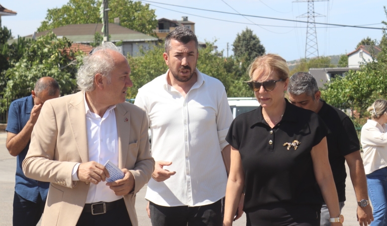 izmit-belediyesi-tuysuzler-mahallesinin-taleplerini-yerinde-dinledi-998N7RjZ.jpeg