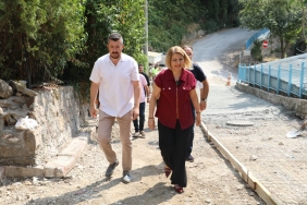 izmit-belediyesinden-uc-mahalleyi-birlestiren-sokakta-guvenli-ulasim-adimi-t7gXj7cD.jpg
