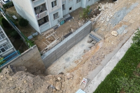 izmit-belediyesinin-turgut-mahallesinde-istinat-duvari-yenileme-calismalari-devam-ediyor-PrNvc2bG.jpeg