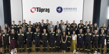 kirikkale-universitesi-ve-tupras-is-birligiyle-gerceklesen-temel-rafinericilik-staj-programi-ilk-mezunlarini-verdi-PEqSTNG9.jpg