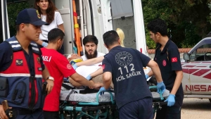 kocaelide-otomobiller-carpisti-2si-cocuk-8-yarali-uxmfKugt.jpg
