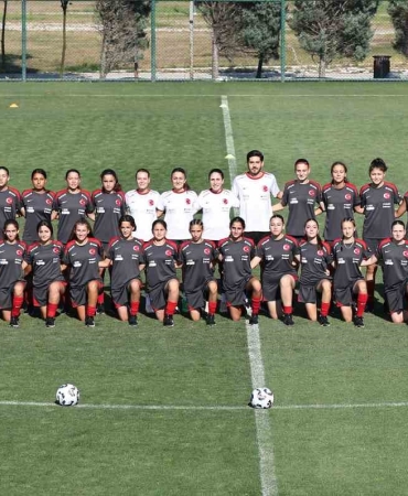 korfezli-ravza-u15-kiz-milli-takiminda-QRL8ySuq.jpg