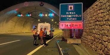 kuzey-marmara-otoyolunda-otomobilin-carptigi-yaya-hayatini-kaybetti-iUdPLy5a.jpg