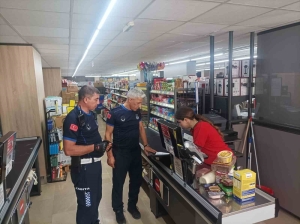 market-raflarina-siki-takip-MRsBtsPf.jpg