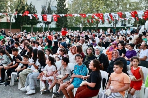 rafadan-tayfa-hayrimator-filmi-izleyicilerle-bulusuyor-9hmRSJa3.jpg