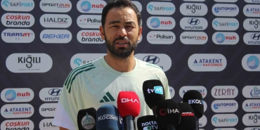 selcuk-inan-sari-kart-gereksizdi-hakem-kolayciliga-kacti-lq22HTsW.jpg