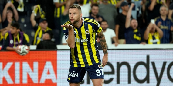 Fenerbahçe’nin ligdeki ilk golü Milan Skriniar’dan