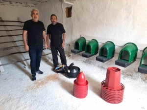 ureticiye-15-bin-tavuk-ve-100-ton-yem-destegi-PbZPFh2X.jpg