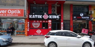 yuzlerce-kisinin-zehirlendigi-doner-skandalinda-saniklar-mahkemeye-cikiyor-vSmPAP9C.jpg