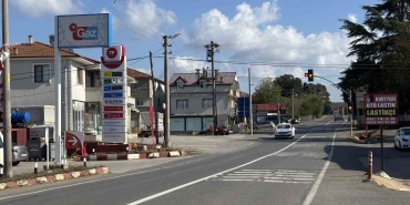 alkollu-surucunun-carptigi-yayayi-ziplamasi-kurtardi-vKuFcC8G.jpg