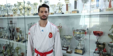 avrupa-sampiyonu-milli-karateci-ozerin-hedefi-dunya-sampiyonlugu-RZPjxzRS.jpg
