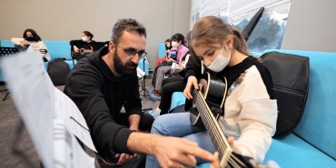 basiskele-belediyesi-muzik-okullarinda-yeni-donem-basliyor-U7DmAtdv.jpg